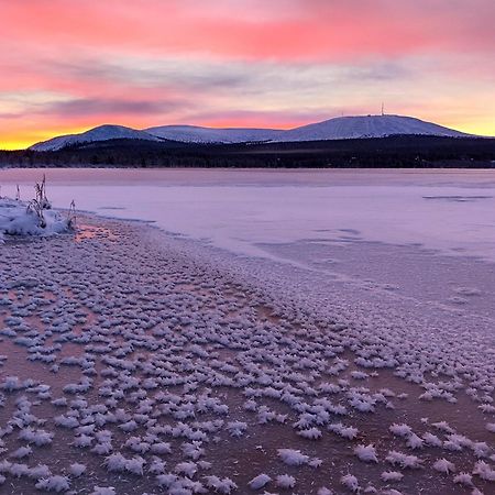 Seita Moekki, Aekaeslompolo Villa Екстериор снимка