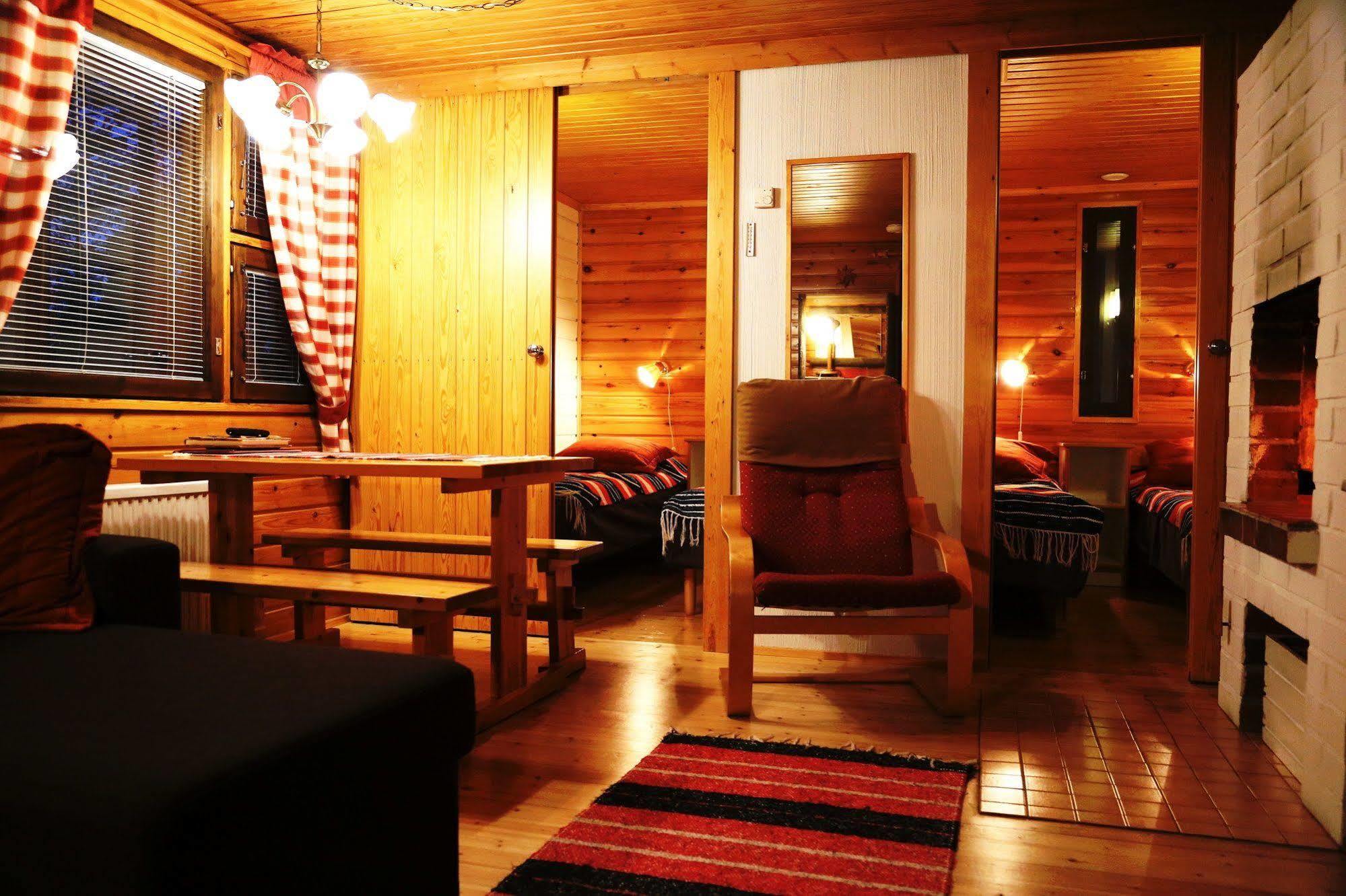 Seita Moekki, Aekaeslompolo Villa Екстериор снимка